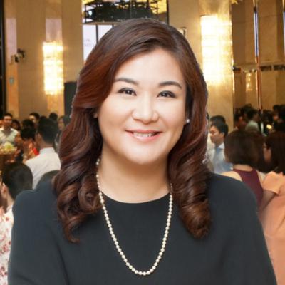 Up Close and Personal with Janet Jung - Andrew Chow