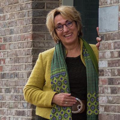 Veranderverhalen - in gesprek met Hanna Ploeg Veranderverhalen - in gesprek met Hanna Ploeg