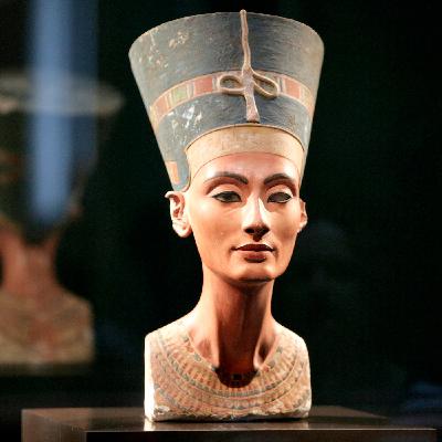 Nofretete nach Hause – wem gehören die Museumsschätze?