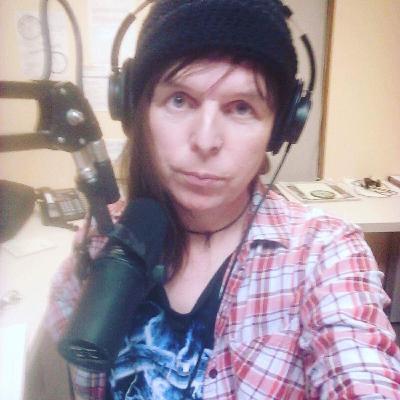 Episode 7: Stephanie Tierney artist, musician and LGBTQ2+ activist Episode 7: Stephanie Tierney artist, musician and LGBTQ2+ activist