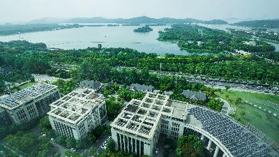 在无锡荡马路 蠡园开发区