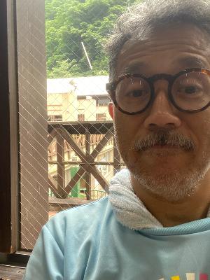 黄仁勋的成功之道：解构英伟达33年长青的哲学代码