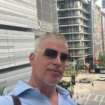 Marcelo Palermo (Periodista, Escritor, Analista de Situación Geopolítica Internacional) La Picadita de los Sábados