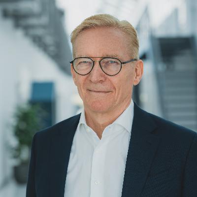 Lars Rasmussen gik fra smed til en af verdens bedste ledere: ”Hvis andre tror på dig, skal du huske at gøre det selv også” Lars Rasmussen gik fra smed til en af verdens bedste ledere: ”Hvis andre tror på dig, skal du huske at gøre det selv også”