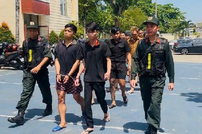 Bản tin cuối ngày 11/3:Từ ô tô nghi vấn, khám phá đường dây ma túy từ nước ngoài Bản tin cuối ngày 11/3:Từ ô tô nghi vấn, khám phá đường dây ma túy từ nước ngoài