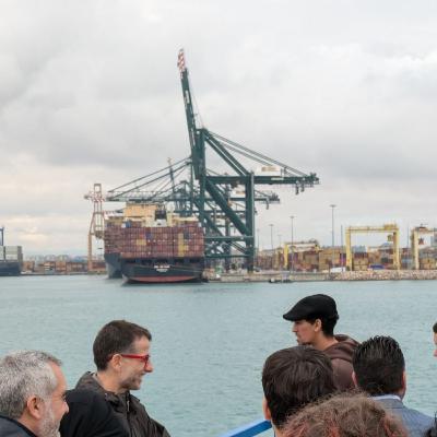 Vista al Port de València i Porcelanosa. CFGS Comerç Internacional. #COIN