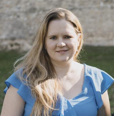 E118 | Helena Slánská: "Dnes jsem ráda, že jsem vzala děti do nemocnice, aby se mohly s tátou rozloučit." E118 | Helena Slánská: "Dnes jsem ráda, že jsem vzala děti do nemocnice, aby se mohly s tátou rozloučit."