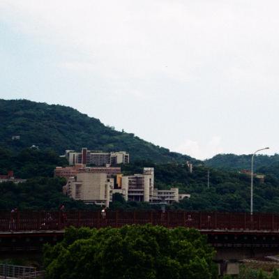 來阿姨請教你,到底什麼是浪漫 ft. Azo 來阿姨請教你,到底什麼是浪漫 ft. Azo