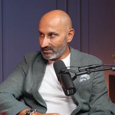 كيف تدير فريق عملك بالثقة وتكون مدير على اصحابك - هاني نوفل How to manage your team by trust and be a manager to your friends with Hani Nofal
