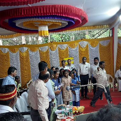 ஏற்காடு வேலூரில் மக்கள் தொடர்பு முகாம் ஏற்காடு வேலூரில் மக்கள் தொடர்பு முகாம்