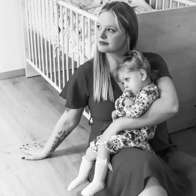 #24 Phyllis & Tim - ouders van Lore met een uiterst zeldzame, degeneratieve aandoening #24 Phyllis & Tim - ouders van Lore met een uiterst zeldzame, degeneratieve aandoening