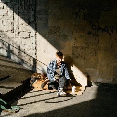 La critique des injustices sociales : vivre l'aumône, d'Isaïe au Pape François