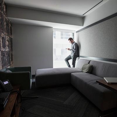 Dear Ellen, My Wife’s BFF Accidentally Sent Me A Provocative Photo