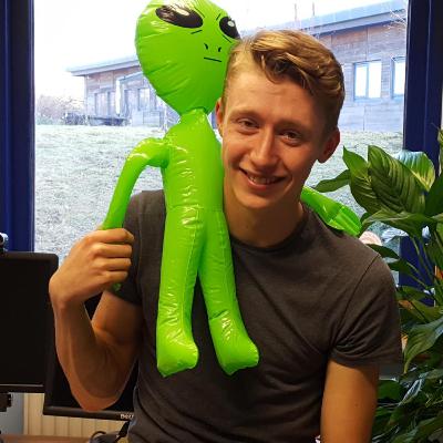 Alien Places 11: Dan Sansom's Alien