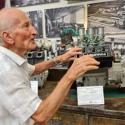 I 94 anni di “Bepi” Mambrelli, una vita da meccanico alla Moto Laverda: fu il primo assunto