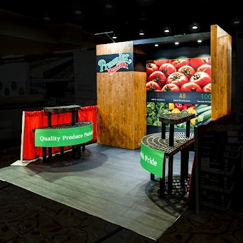 Unleash Your Message with Portable Trade Show Displays!