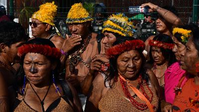 Cop 30 attempting to look unified while indigineous protestors block venue