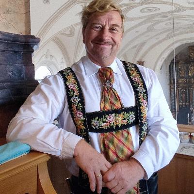 Kreisheimatpfleger Klaus Gast aus Weilheim Kreisheimatpfleger Klaus Gast aus Weilheim