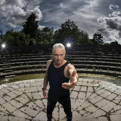 Episode 77: Bruce Dickinson (Iron Maiden) Episode 77: Bruce Dickinson (Iron Maiden)