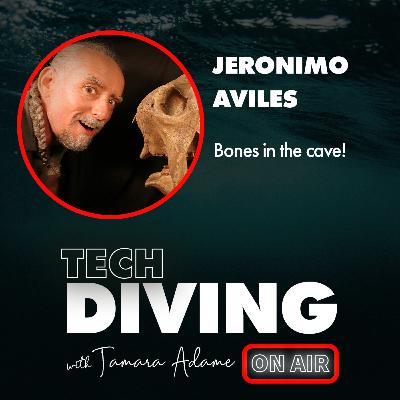 Bones in the cave! Jerónimo Avilés