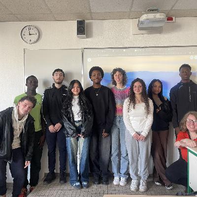 Podcast : des lycéens de Bondy apprennent à se confier au micro