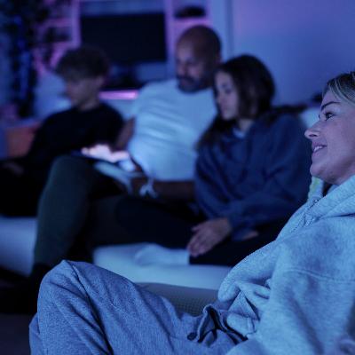 Feel Good Friday + We List Our Weekend Binge Watch Recommendations Feel Good Friday + We List Our Weekend Binge Watch Recommendations