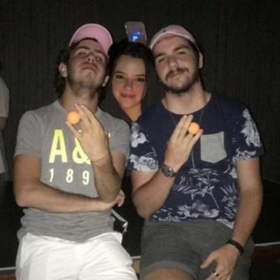 Bölüm 4 - Çekici Özellikler (feat. Selin) Bölüm 4 - Çekici Özellikler (feat. Selin)