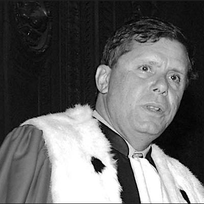Justice et politique irréconciliables ?