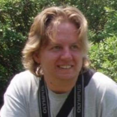 E0021b Charlie Brown - Location Manager