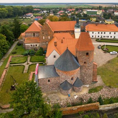Perły polskiej architektury. Strzelno - dwa romańskie kościoły.