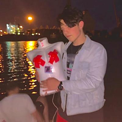 первый подкаст.