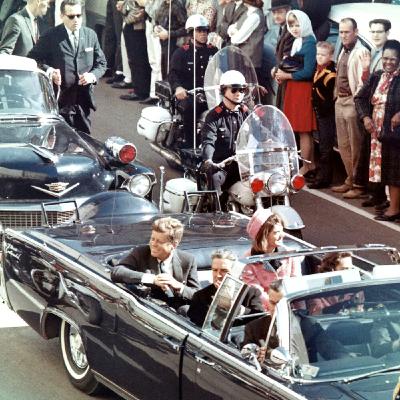 22 novembre 1963: Dallas, on a tiré sur le Président Kennedy