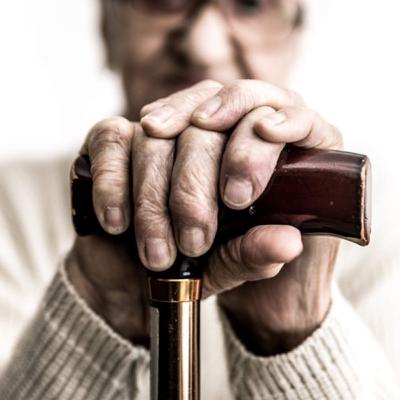 Perché il tuo corpo fa più male quando invecchi Perché il tuo corpo fa più male quando invecchi