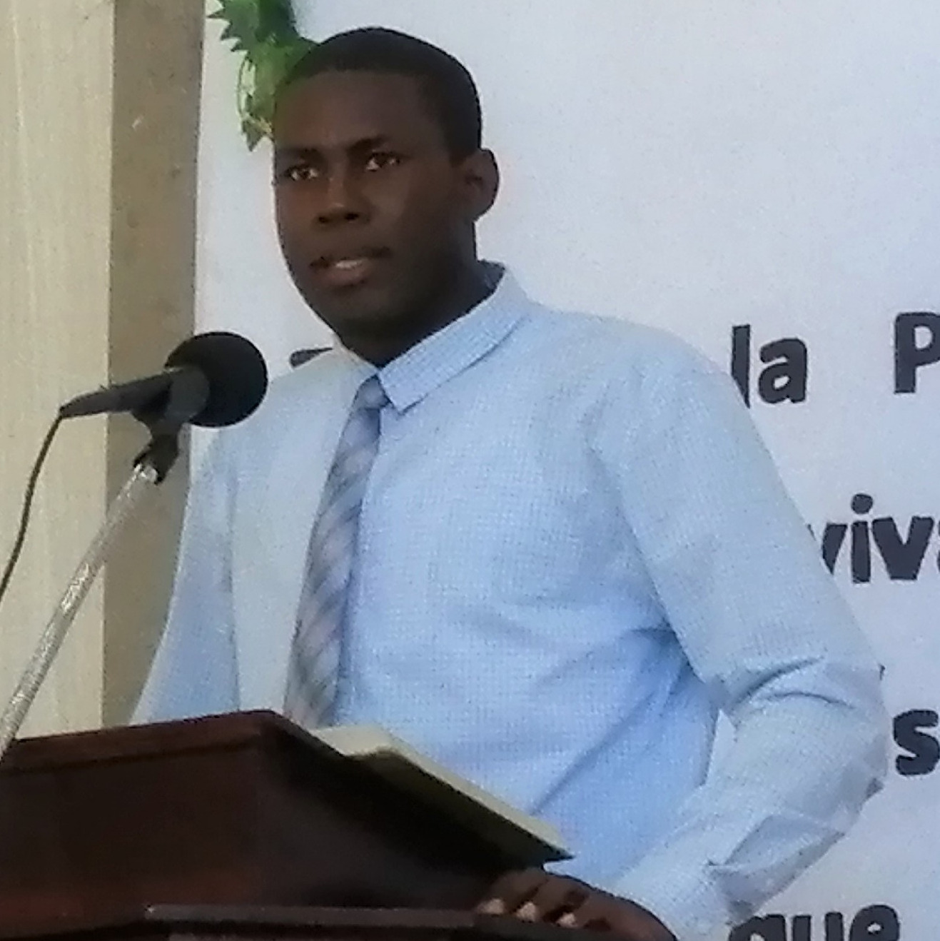 Primera Iglesia Bautista Dominicana Evangélica