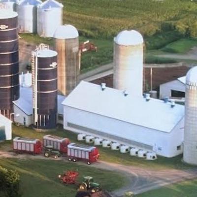 Rosblais: Toujours aller de l'avant! Rosblais: Toujours aller de l'avant!