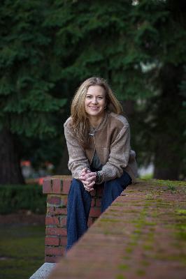 Episode 323:  Carrie Asby:  Rituals/Retreats/Ecotherapy