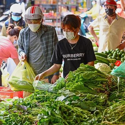 Bộ Tài chính điều chỉnh ngưỡng doanh thu tính thuế hộ kinh doanh lên 500 triệu đồng/năm