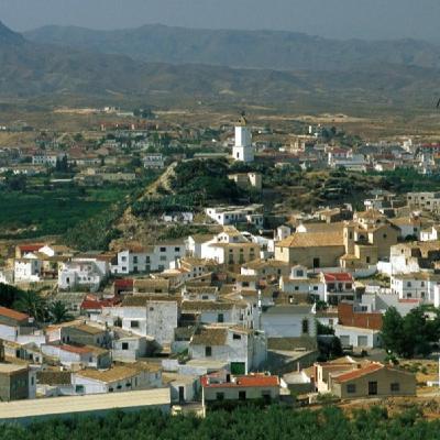 El pueblo donde la fe se hereda en la cuna: El alcalde de Zurgena cuenta la presentación pública de los recién nacidos