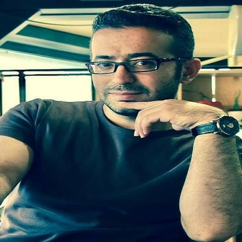 کاظم بهمنی؛تکـه یخی که عـاشـق ابــر ِ عـذاب می شود