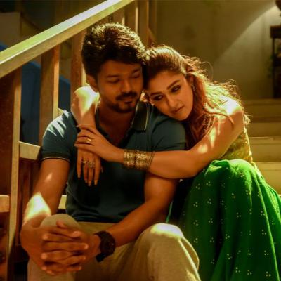 பொடவ மடிக்கையில் உன்னத்தான் மடிக்கிறேன்..