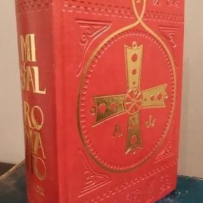 Leyendo el Misal