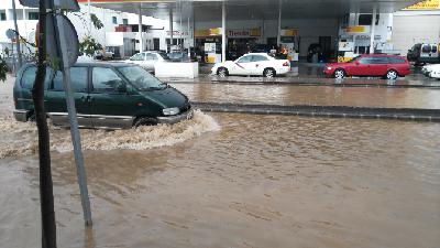 Jueves negro en Lanzarote: Alerta de lluvias torrenciales y riesgo de colapso