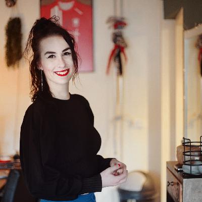 Bo's ervaringsverhaal over steun door sociale media bij haar eenzaamheid door straatangst