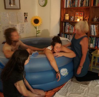 E42 Rachael Hicks | First Birth, Homebirth, Birth Injury, Postnatal Depression