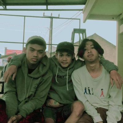 Cerita Cinta Masa Muda
