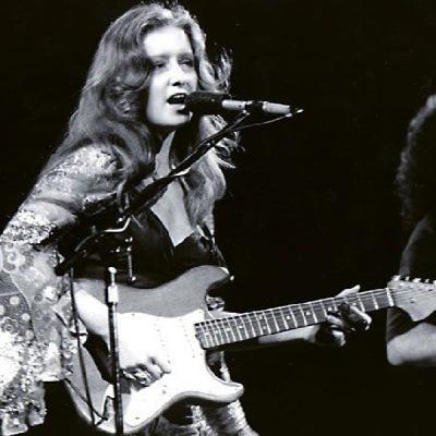 Bonnie Raitt, Beth Hart, Junior Wells, Cream, Muddy Waters, Albert King, Robert Cray, Albert Collins...