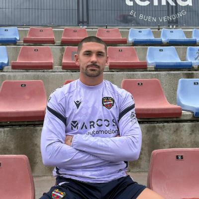 ENTREVISTA A DELA, JUGADOR DEL LEVANTE UD ENTREVISTA A DELA, JUGADOR DEL LEVANTE UD