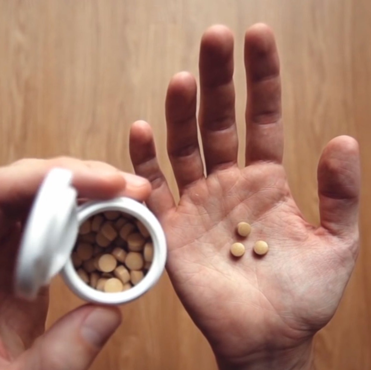 6-Year Red Korean Ginseng is the Ethical Hedonist's Adaptogen 🇰🇷 Biohacker Review of Panax Ginseng