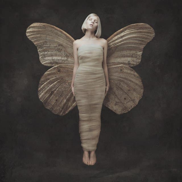 aurora_runaway