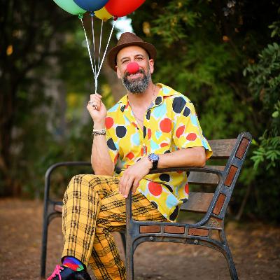 סיפורו של גיא חאוה,חוקר בכיר לשעבר במשטרה מלהב 433 שחקר וטיפל בעבריינים בכירים וכיום ליצן רפואי סיפורו של גיא חאוה,חוקר בכיר לשעבר במשטרה מלהב 433 שחקר וטיפל בעבריינים בכירים וכיום ליצן רפואי